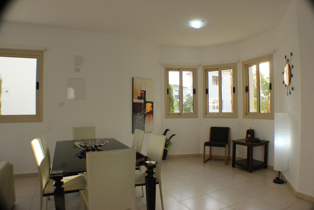 Palm Tree Villas Protaras Exterior photo