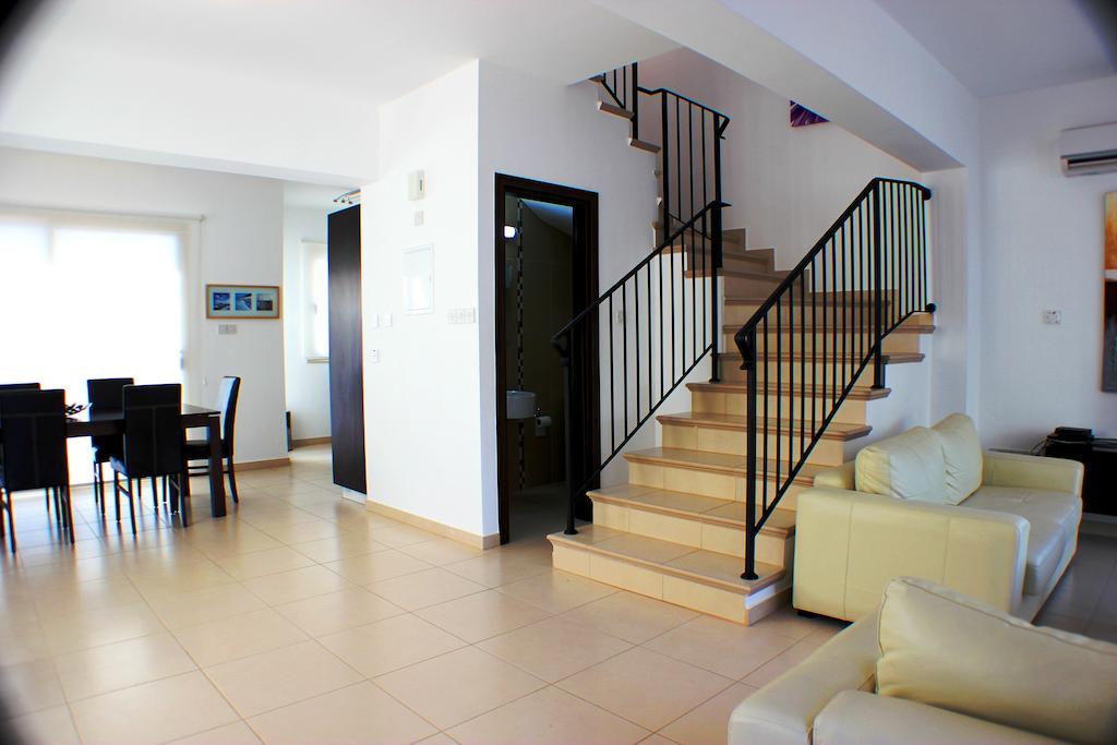 Palm Tree Villas Protaras Exterior photo