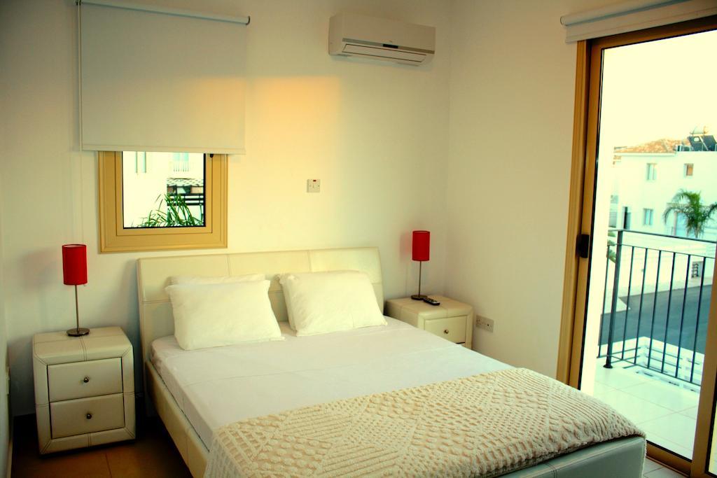 Palm Tree Villas Protaras Room photo